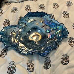 Vintage Iridescent Art Glass ABALONE SHELL Dish / Bowl BLUE Back 7” x 5” x 2”